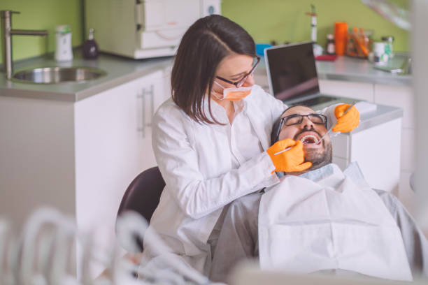 Best Emergency Tooth Extraction in Wayne, IL